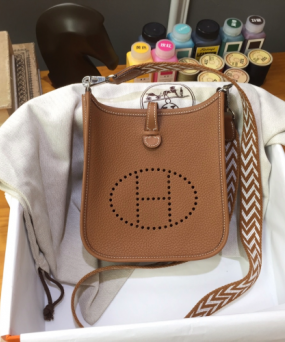 에르메스 미니 에블린16 골드브라운 은장 끌레망스 가죽